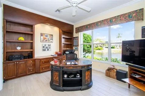 7302 Eaton Court University Park FL 34201