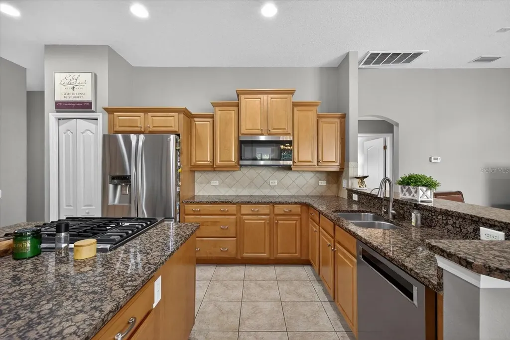 3185 Burberry Street Tarpon Springs FL 34688