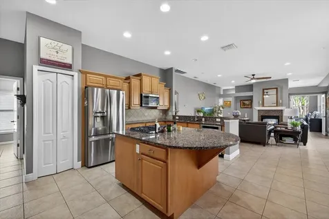 3185 Burberry Street Tarpon Springs FL 34688