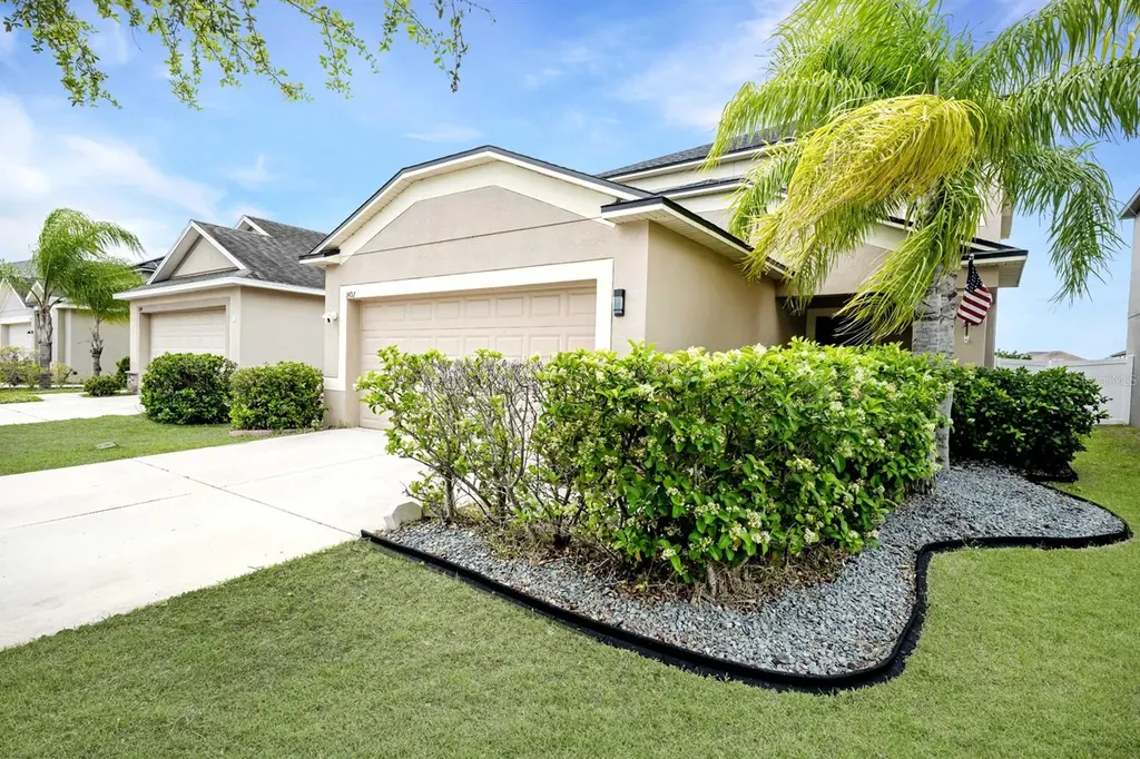 1402 Trailwater Street Ruskin FL 33570
