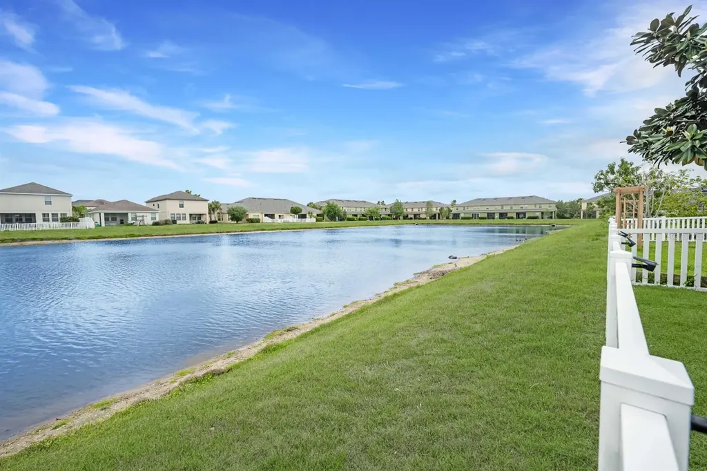 1402 Trailwater Street Ruskin FL 33570