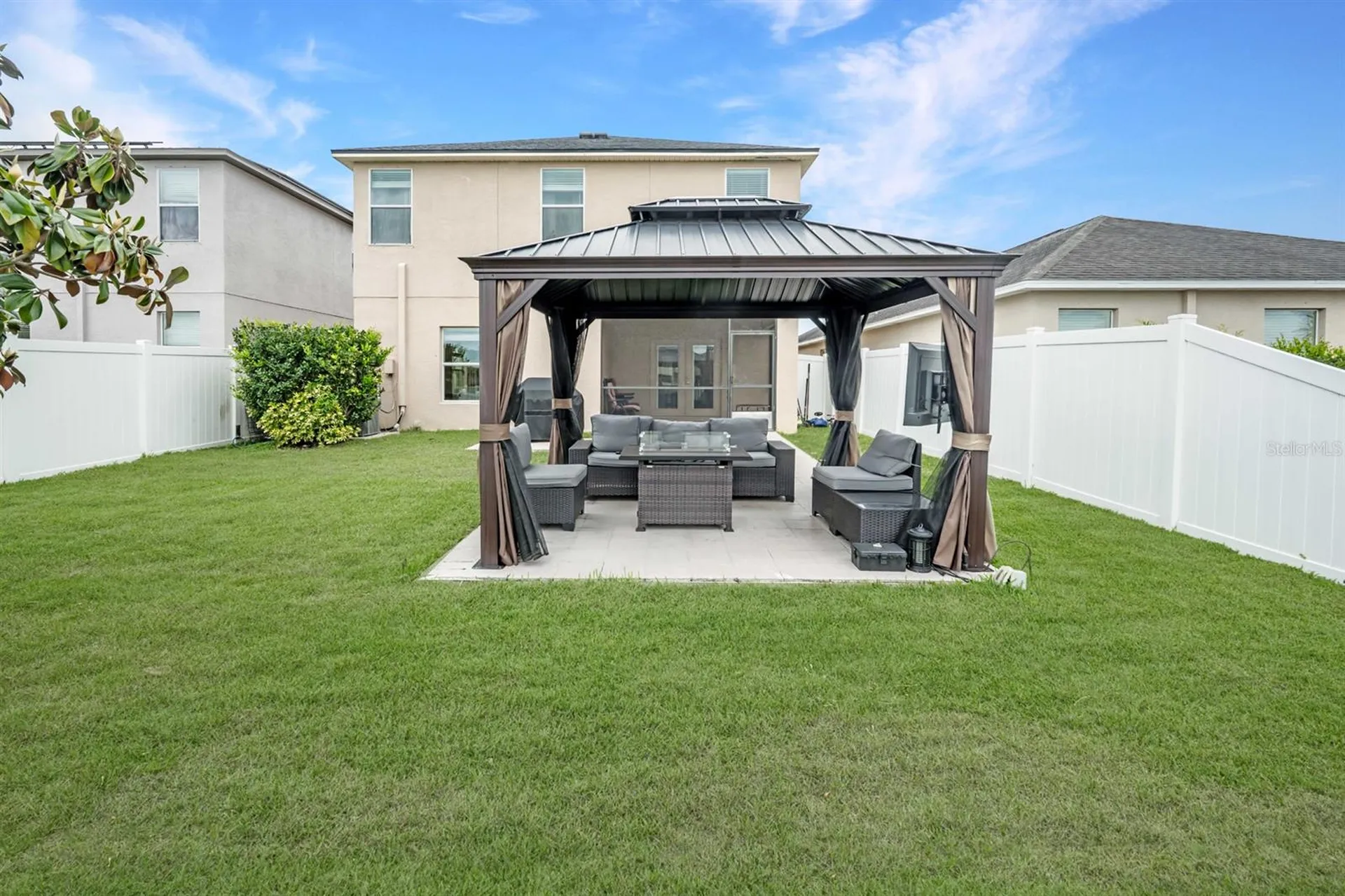 1402 Trailwater Street Ruskin FL 33570