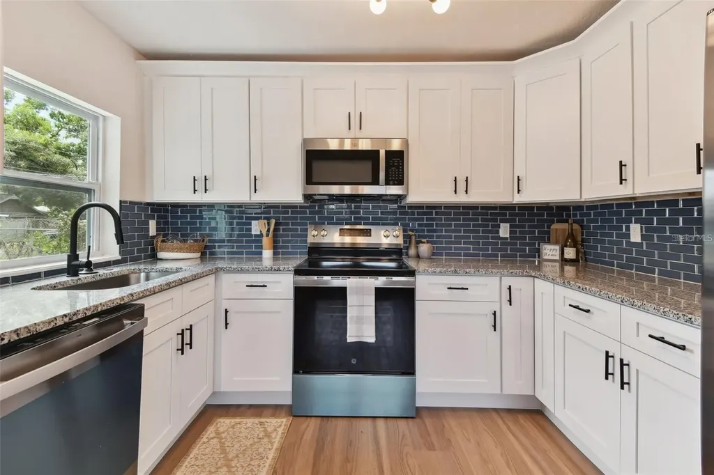 1826 30th Street S St Petersburg FL 33712