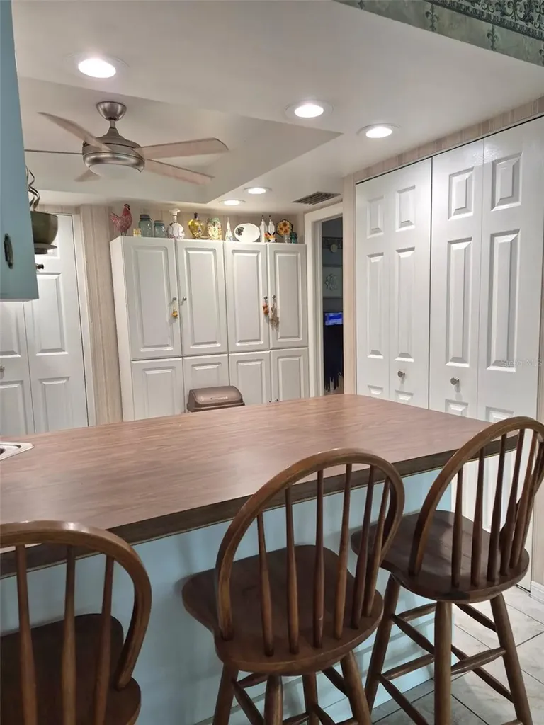 225 Country Club Drive Largo FL 33771
