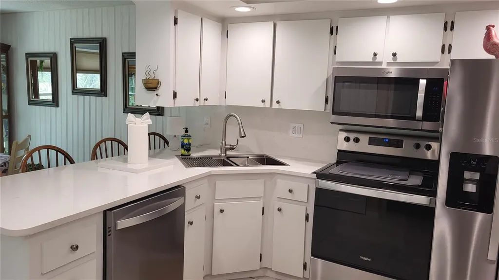 225 Country Club Drive Largo FL 33771