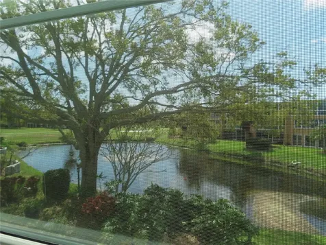 225 Country Club Drive Largo FL 33771