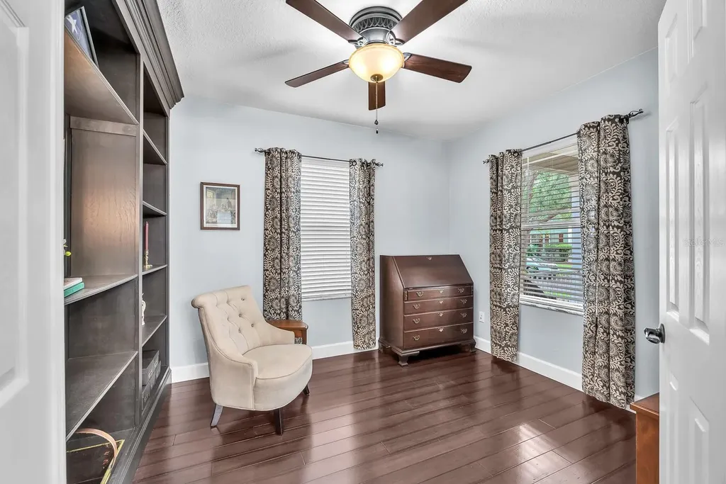 5945 Beaconpark Street Lithia FL 33547