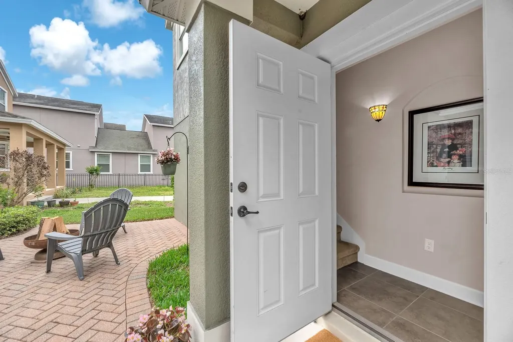 5945 Beaconpark Street Lithia FL 33547