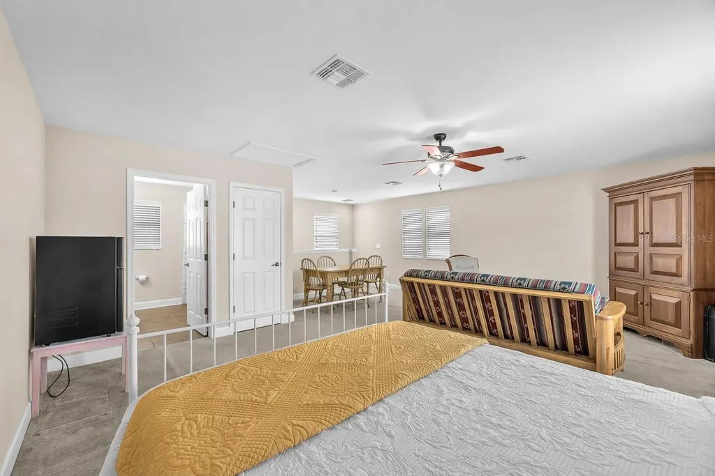 5945 Beaconpark Street Lithia FL 33547