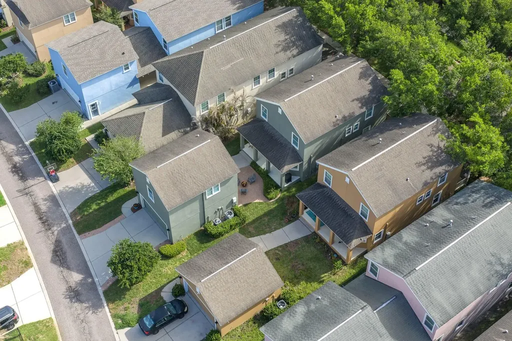 5945 Beaconpark Street Lithia FL 33547