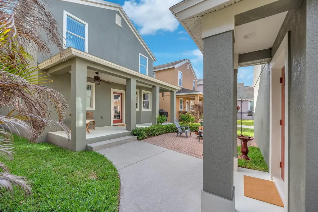 5945 Beaconpark Street Lithia FL 33547