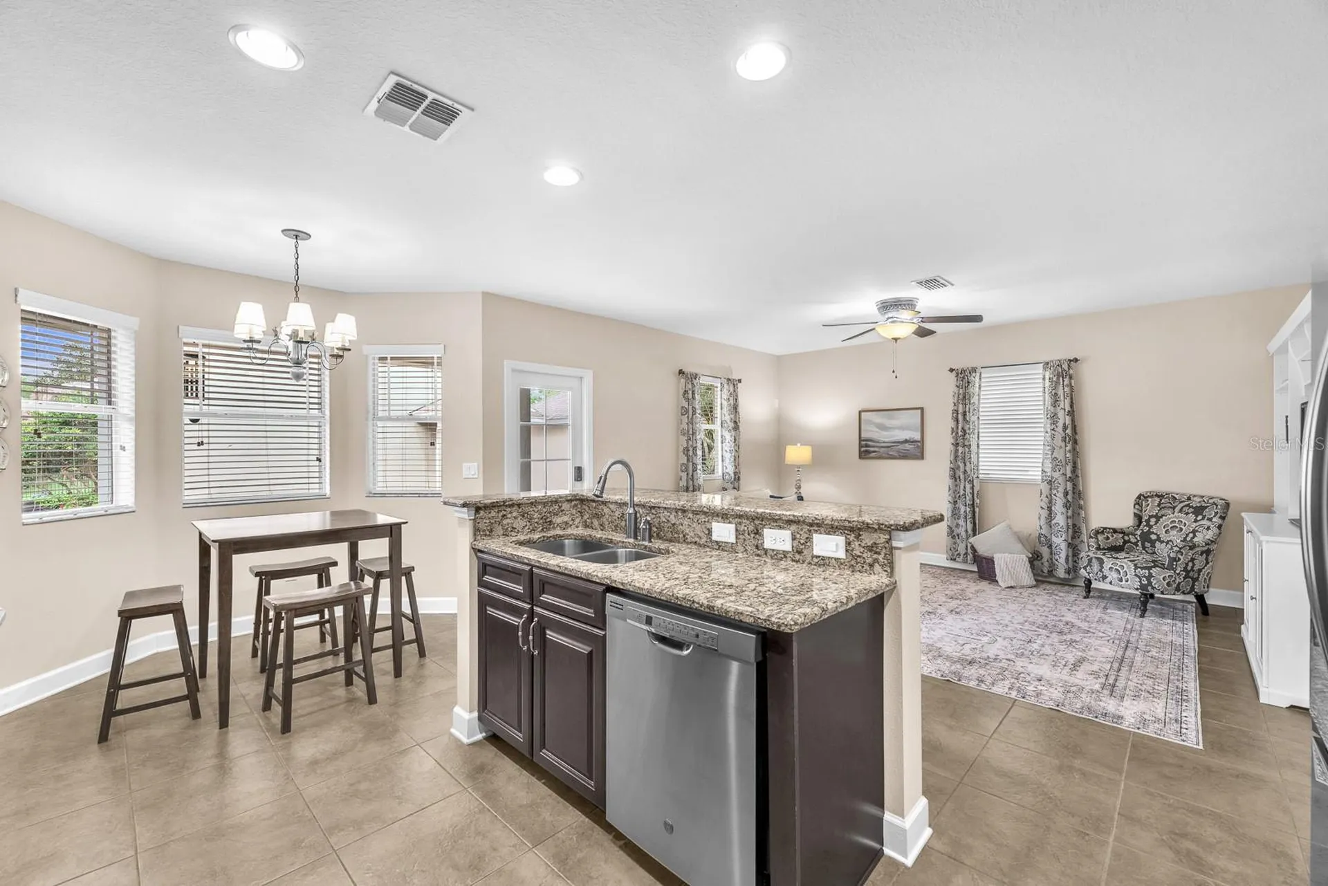 5945 Beaconpark Street Lithia FL 33547