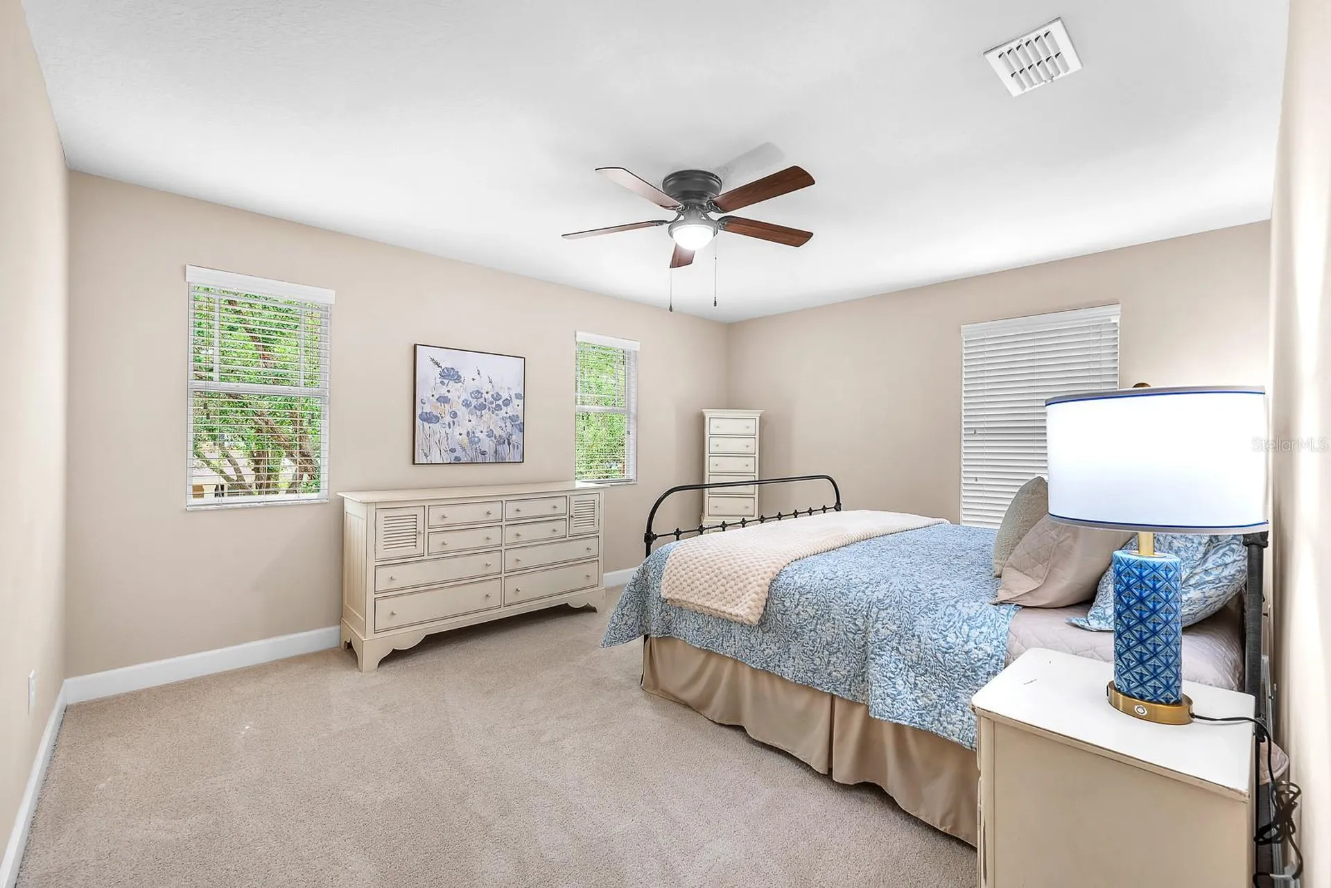 5945 Beaconpark Street Lithia FL 33547