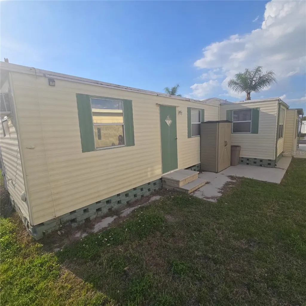 27466 Us Highway 19 N Clearwater FL 33761