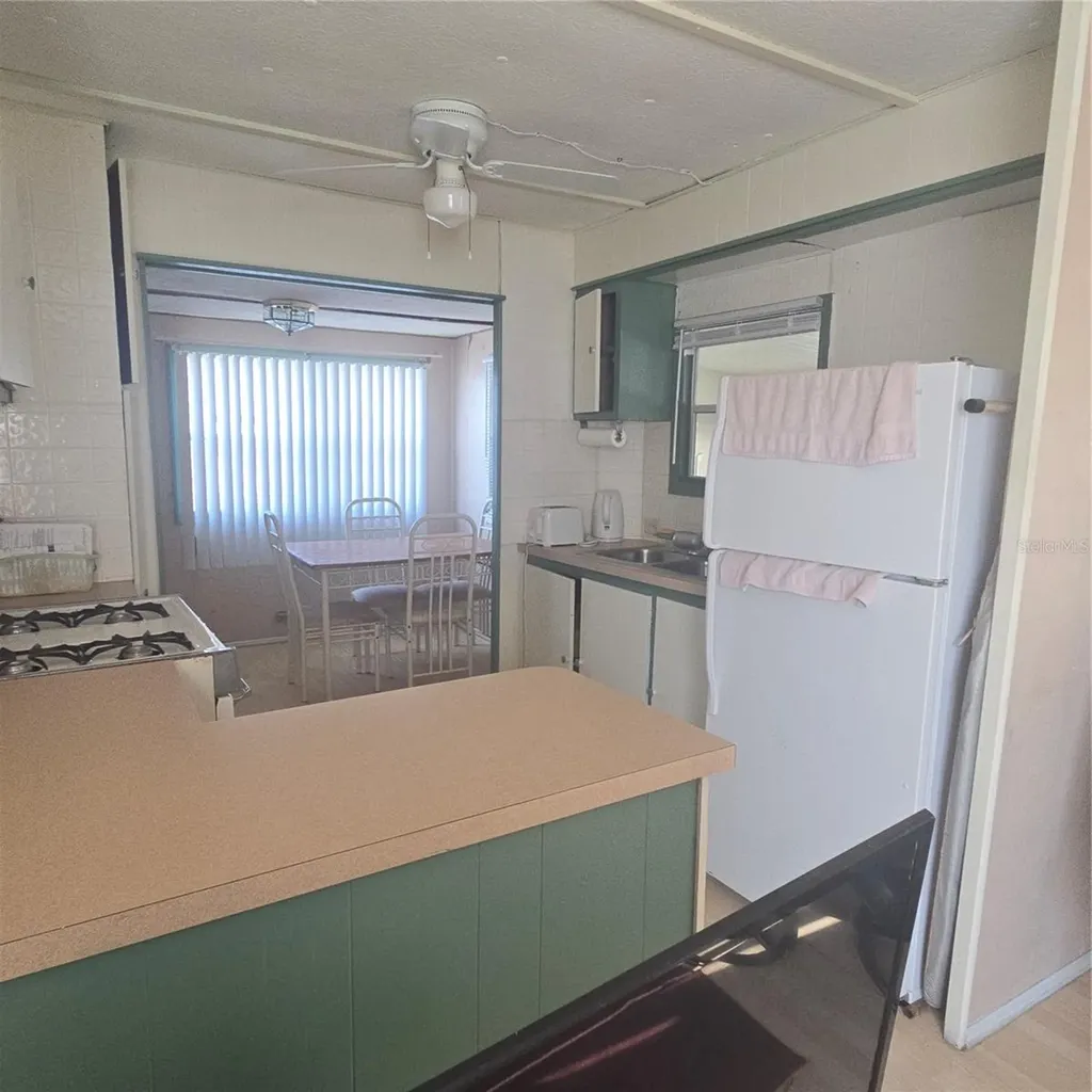 27466 Us Highway 19 N Clearwater FL 33761