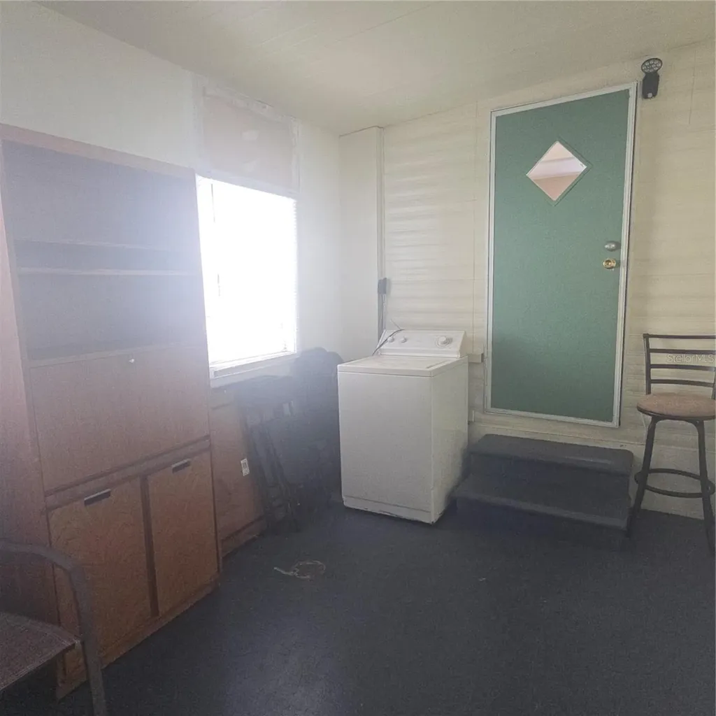 27466 Us Highway 19 N Clearwater FL 33761