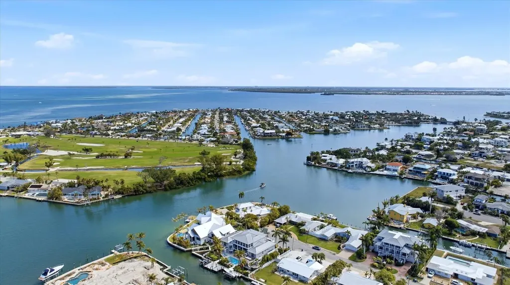 531 72nd Street Holmes Beach FL 34217