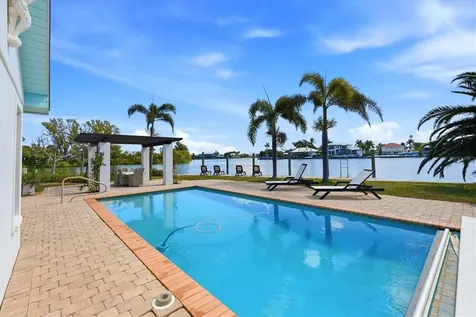 531 72nd Street Holmes Beach FL 34217