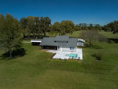 15157 NW 112th Place Road Morriston FL 32668
