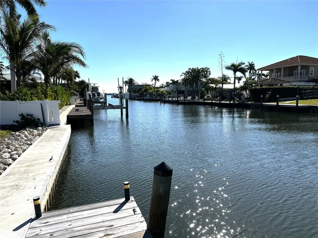 403 28th Street Holmes Beach FL 34217