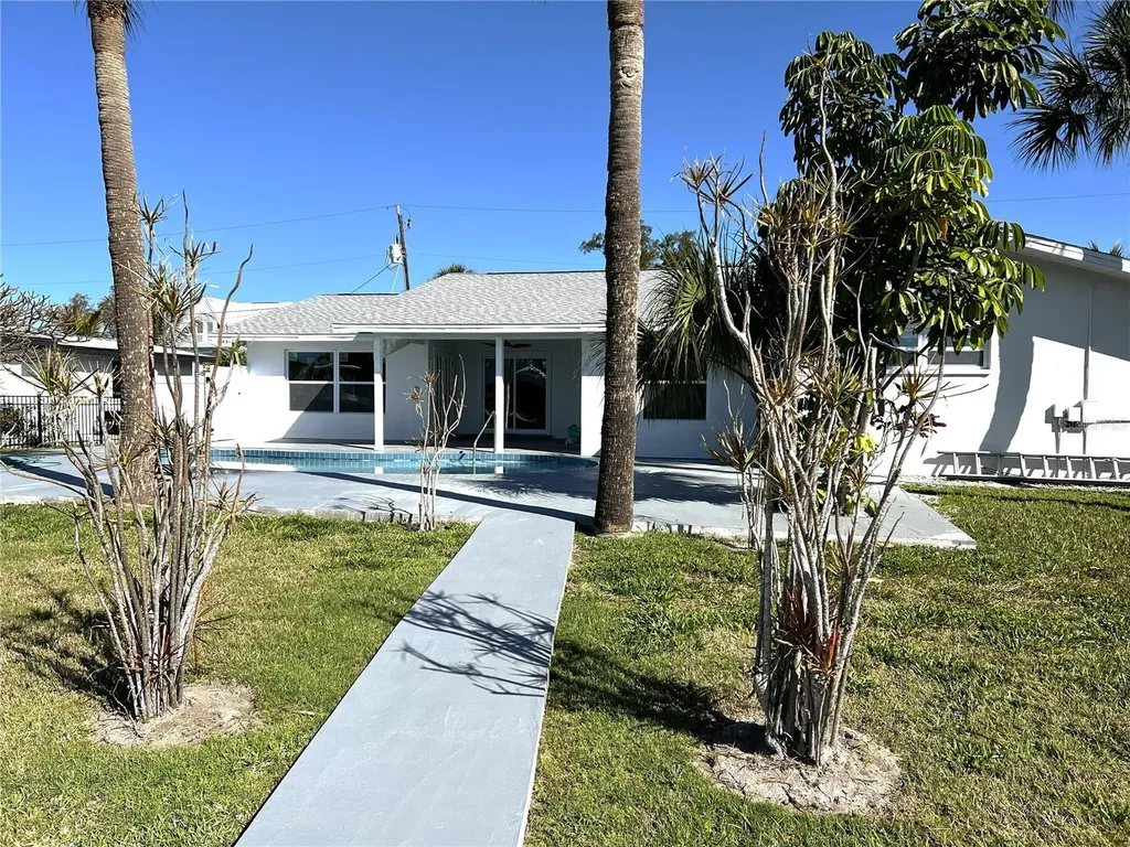 403 28th Street Holmes Beach FL 34217