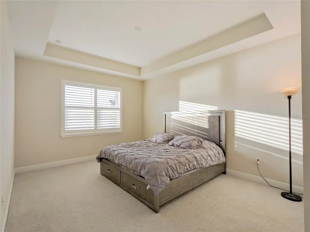 1045 Crosswind Avenue Sarasota FL 34240