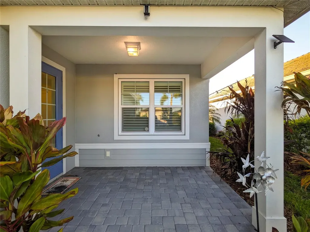 1045 Crosswind Avenue Sarasota FL 34240