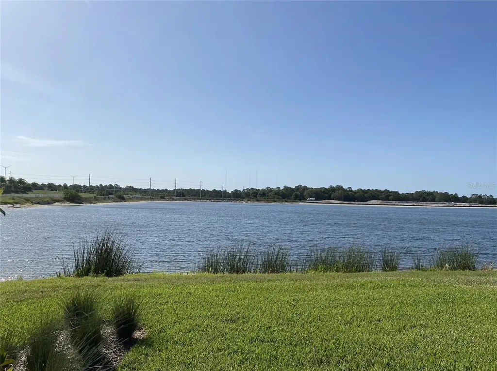 1045 Crosswind Avenue Sarasota FL 34240