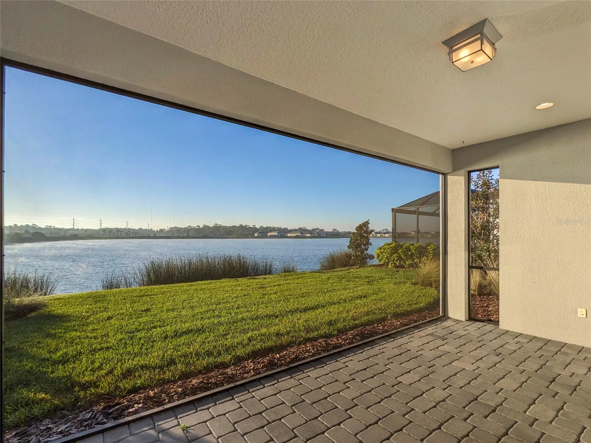 1045 Crosswind Avenue Sarasota FL 34240
