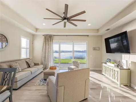 1045 Crosswind Avenue Sarasota FL 34240