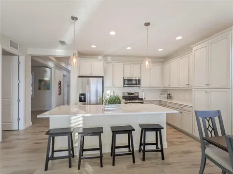 1045 Crosswind Avenue Sarasota FL 34240