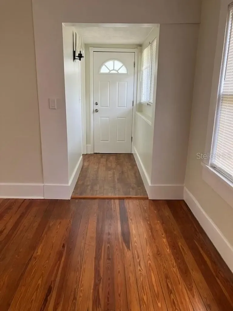 3844 Burlington Avenue N St Petersburg FL 33713
