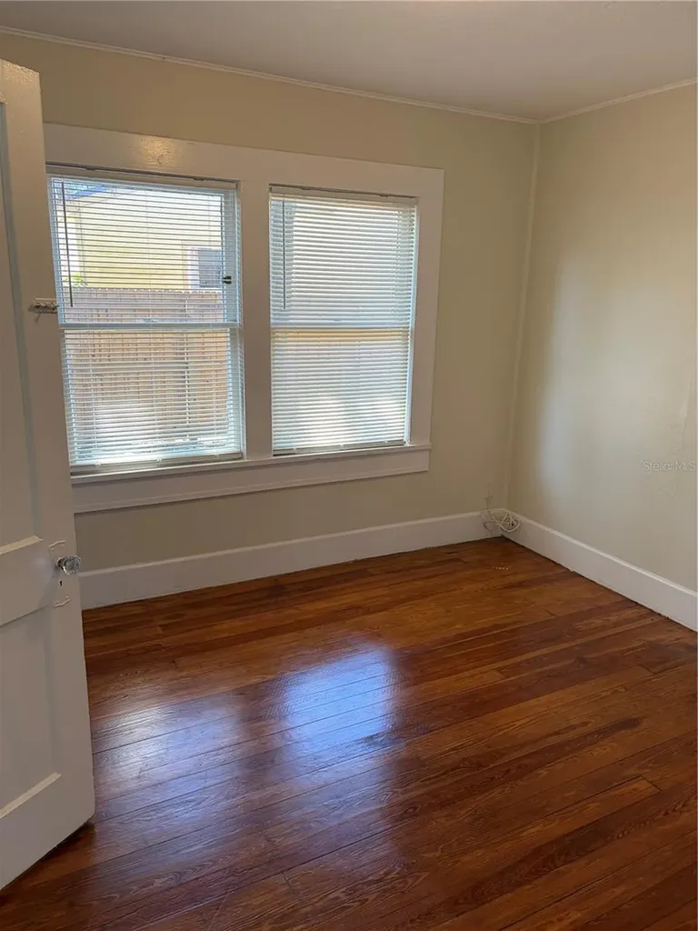 3844 Burlington Avenue N St Petersburg FL 33713