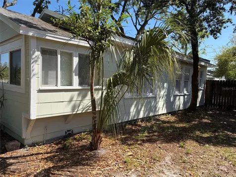 3844 Burlington Avenue N St Petersburg FL 33713