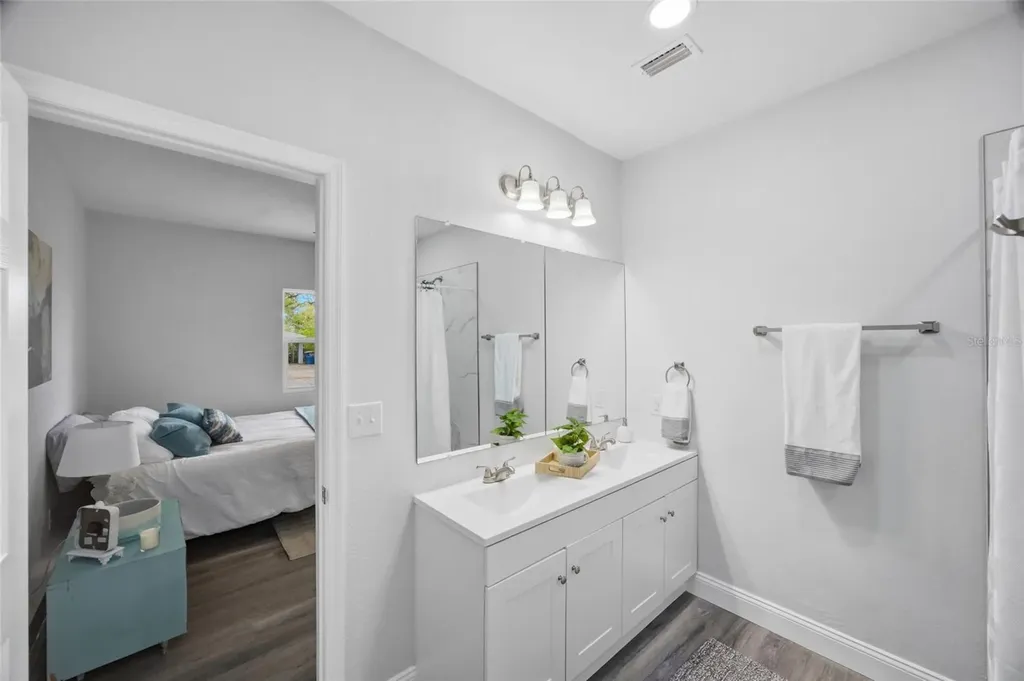 1149 Woodlawn Street Clearwater FL 33756