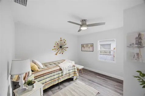 1149 Woodlawn Street Clearwater FL 33756