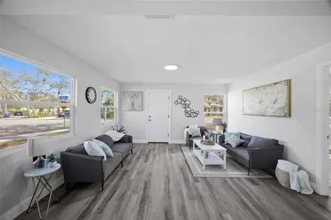 1149 Woodlawn Street Clearwater FL 33756
