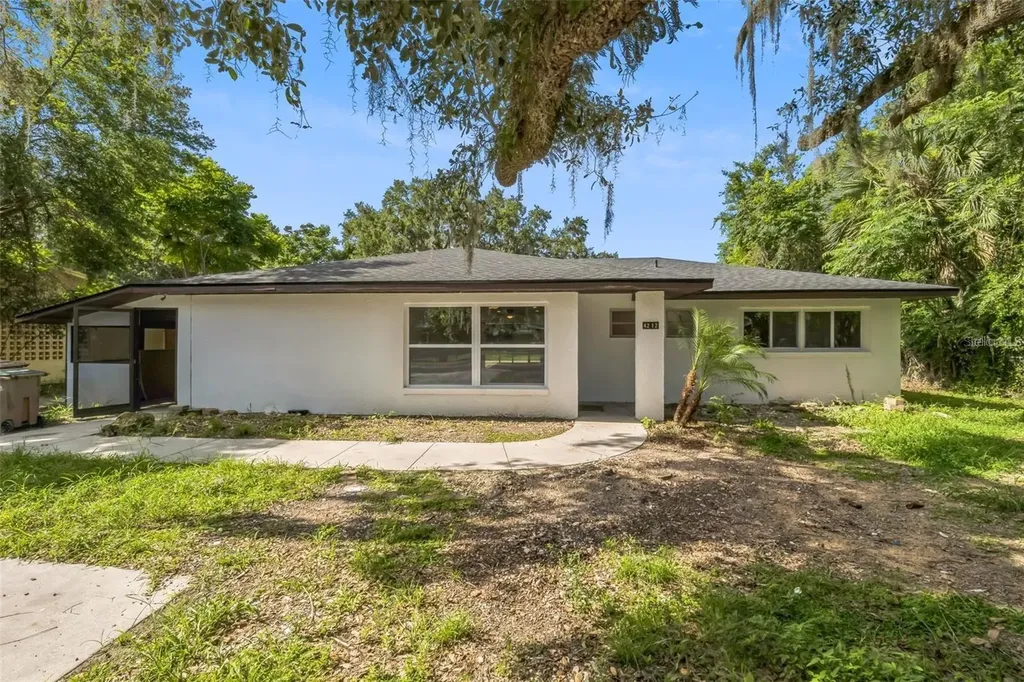 4212 Harry Drive Fruitland Park FL 34731