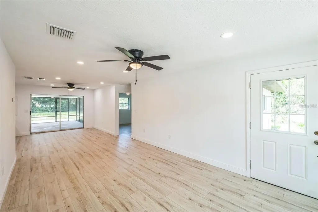 4212 Harry Drive Fruitland Park FL 34731