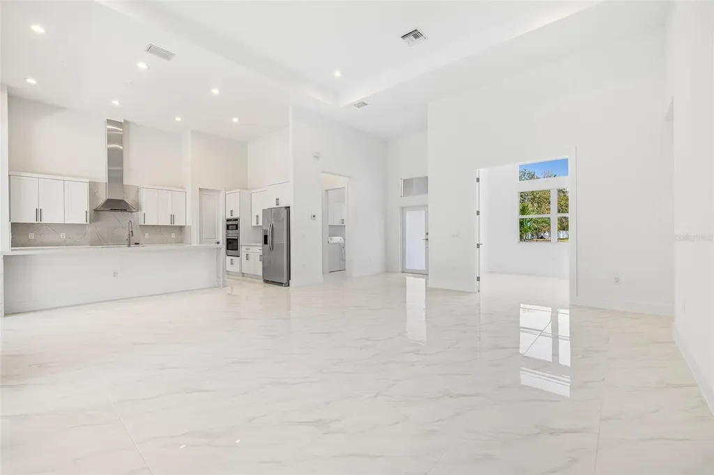 4528 Yorkshire Lane Kissimmee FL 34758