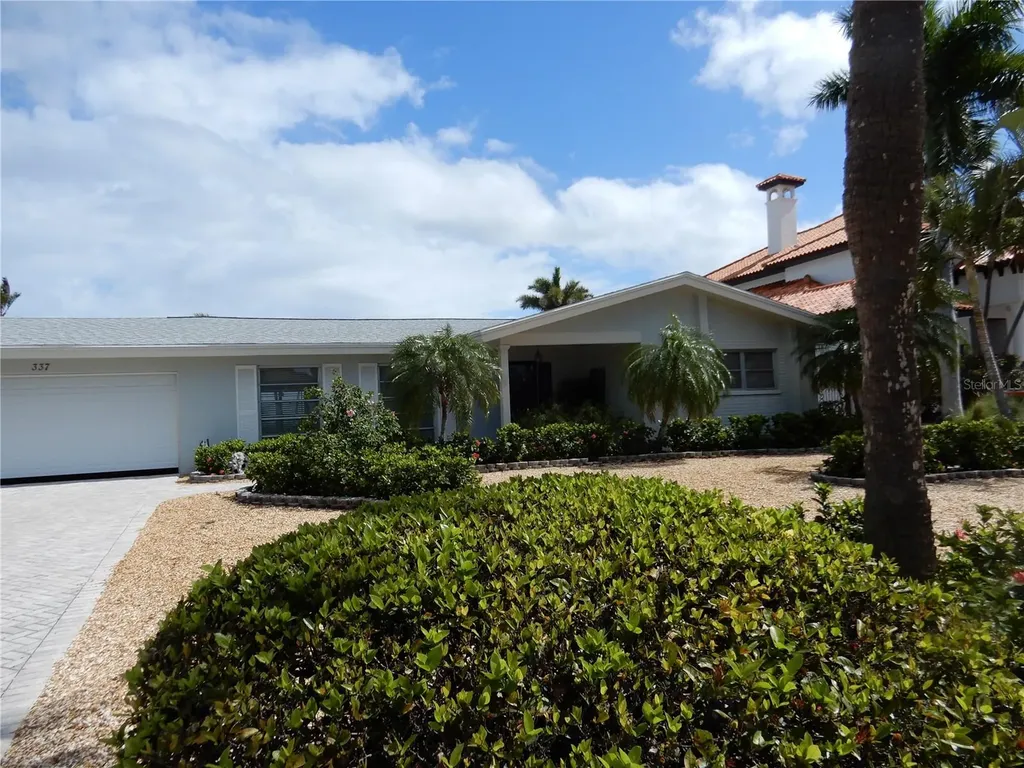 337 1st Street W Tierra Verde FL 33715
