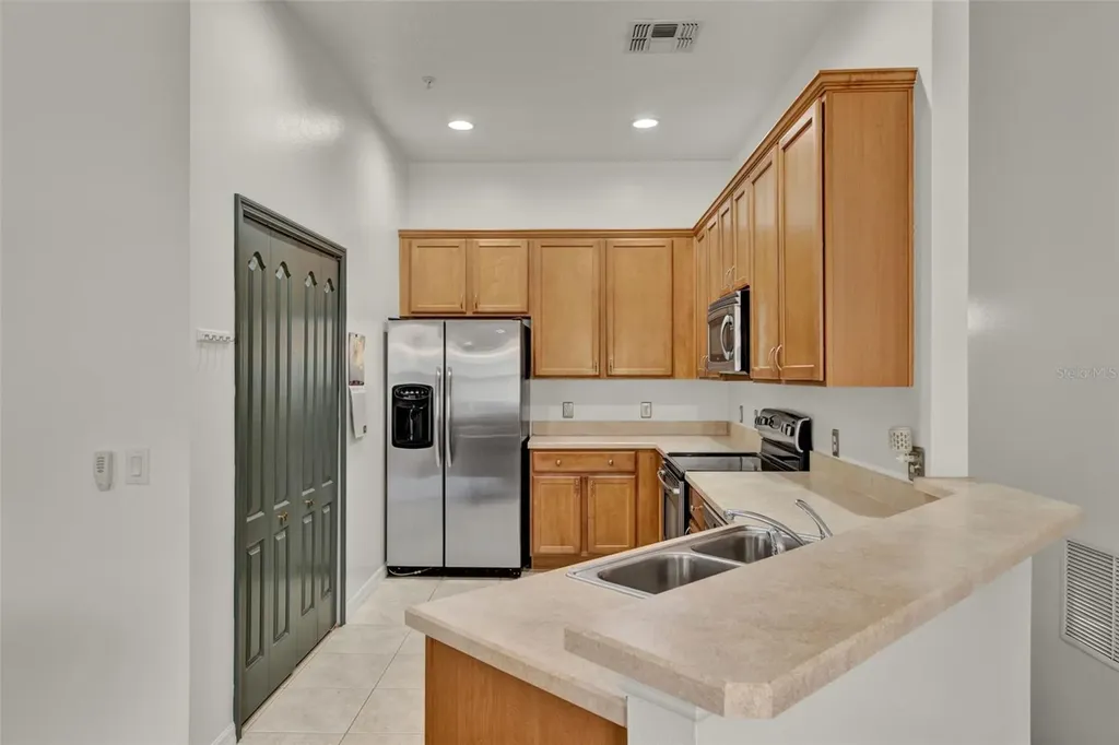 529 Climbing Ivy Court Apopka FL 32712