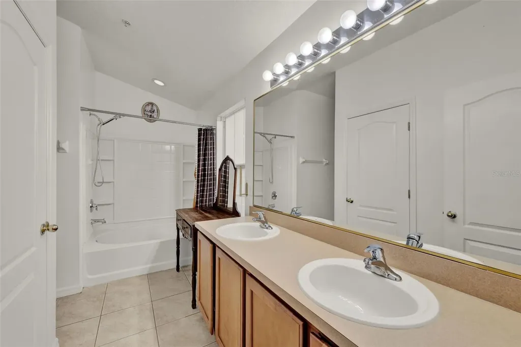 529 Climbing Ivy Court Apopka FL 32712