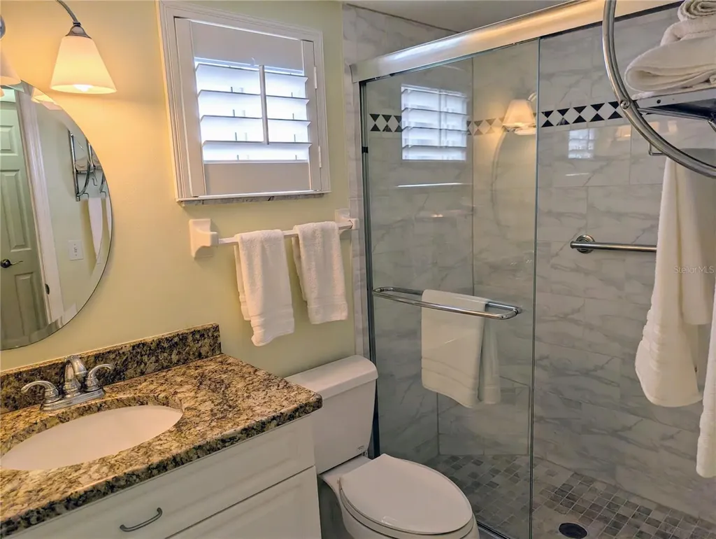 3807 Lake Bayshore Drive Bradenton FL 34205
