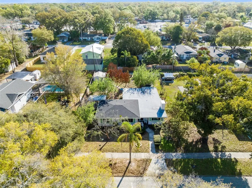2013 S Holly Avenue Sanford FL 32771