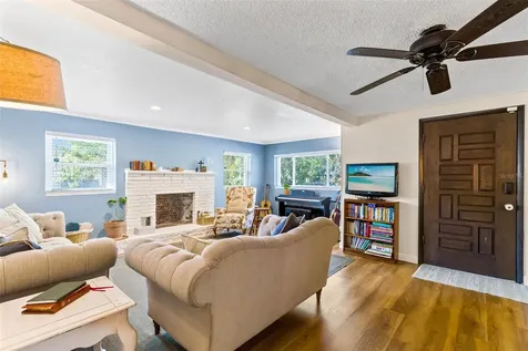 2013 S Holly Avenue Sanford FL 32771
