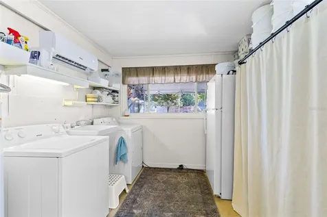 2013 S Holly Avenue Sanford FL 32771