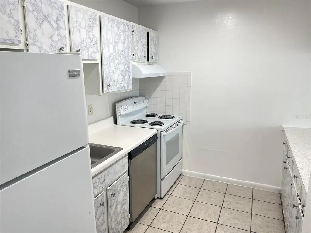 2352 Huntington Green Court Orlando FL 32839