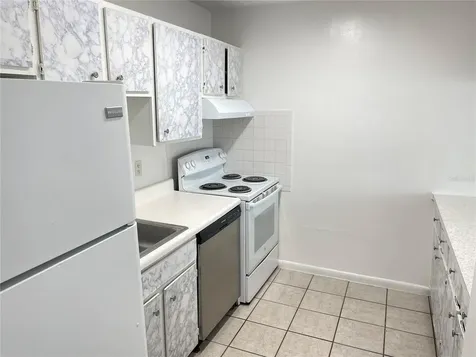 2352 Huntington Green Court Orlando FL 32839