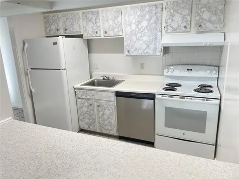 2352 Huntington Green Court Orlando FL 32839
